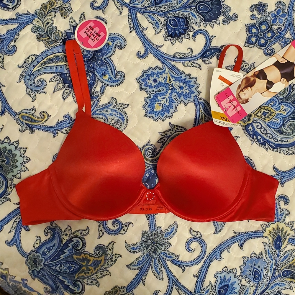 NWT maidenform t shirt bra